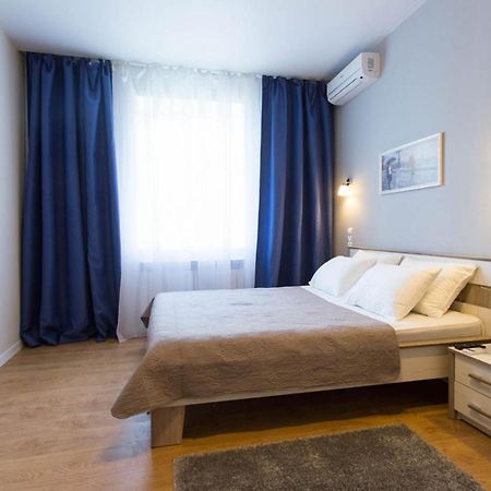 New Studio, Metro Yaroslava Mudroho And Universytet - Chernyshevska Str 95-3 Харьков Экстерьер фото