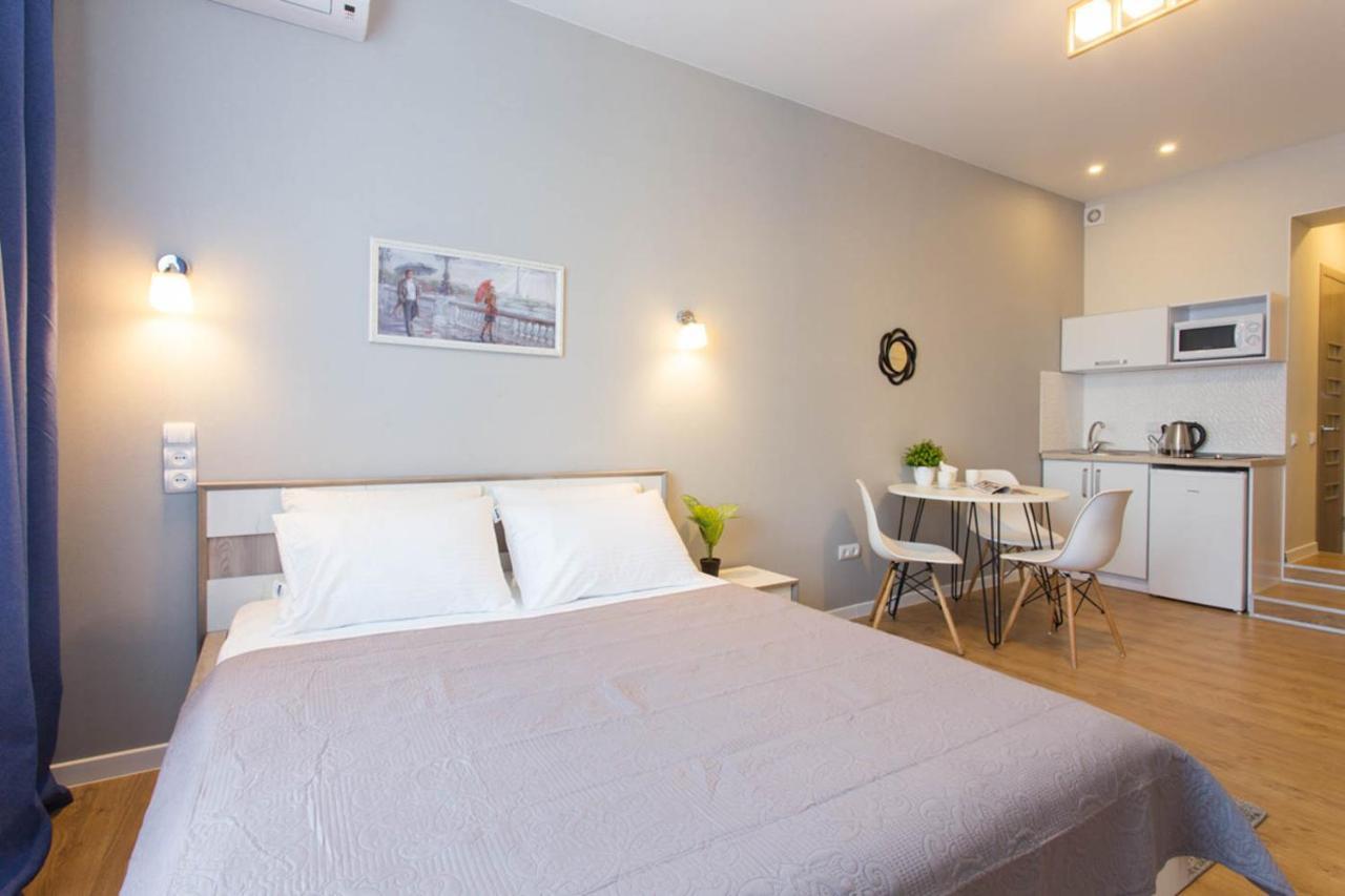 New Studio, Metro Yaroslava Mudroho And Universytet - Chernyshevska Str 95-3 Харьков Экстерьер фото
